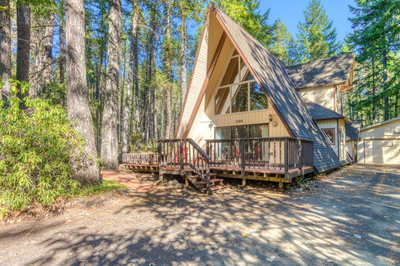 Villa Stone'S Throw Welches Exterior foto